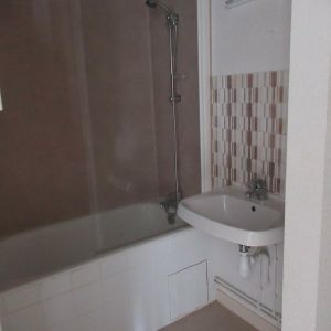Location Appartement 2 pièces 34m² LA FERTE MACE 61600 - Photo 2
