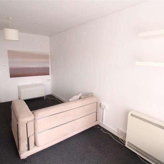 Thames Court, Trent Road, Luton, Bedfordshire, LU3 - Photo 1