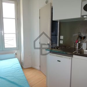 STUDIO MEUBLE DE 10 M² - Photo 2