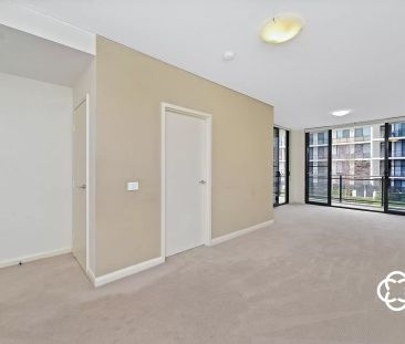 338/21 Marine Parade, 2127, Wentworth Point Nsw - Photo 4