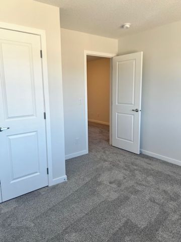 Beautiful 3 Bedroom home in Wolf Hollow - Photo 2