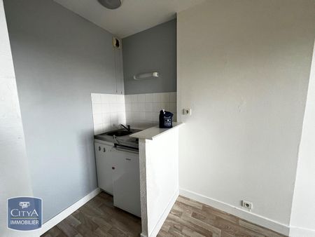Location Appartement 1 pièce 22m² POITIERS 86000 - Photo 3