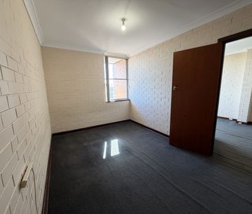 Low Maintenance Apartment in Amazing Location - Photo 2