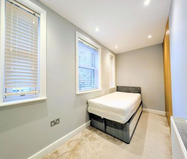 2 bedroom terraced house to rent - Photo 4