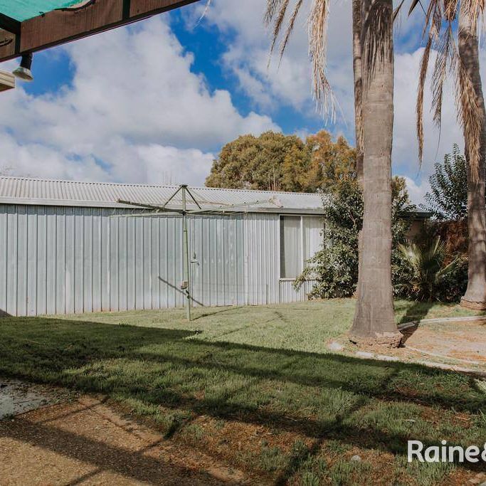 MODERN COMFORT IN A PRIME LAKE ALBERT LOCATION - Photo 1