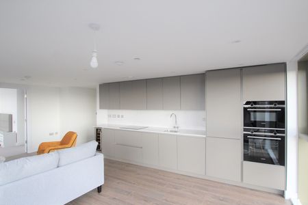 The Waterside Apartments, West Bridgford, NG2 - Photo 2