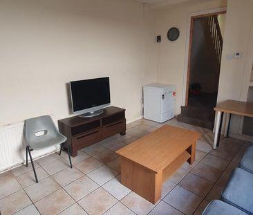 6 bedroom terraced house to rent - Photo 6