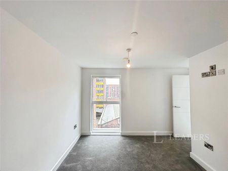 1 bedroom flat to rent - Photo 5