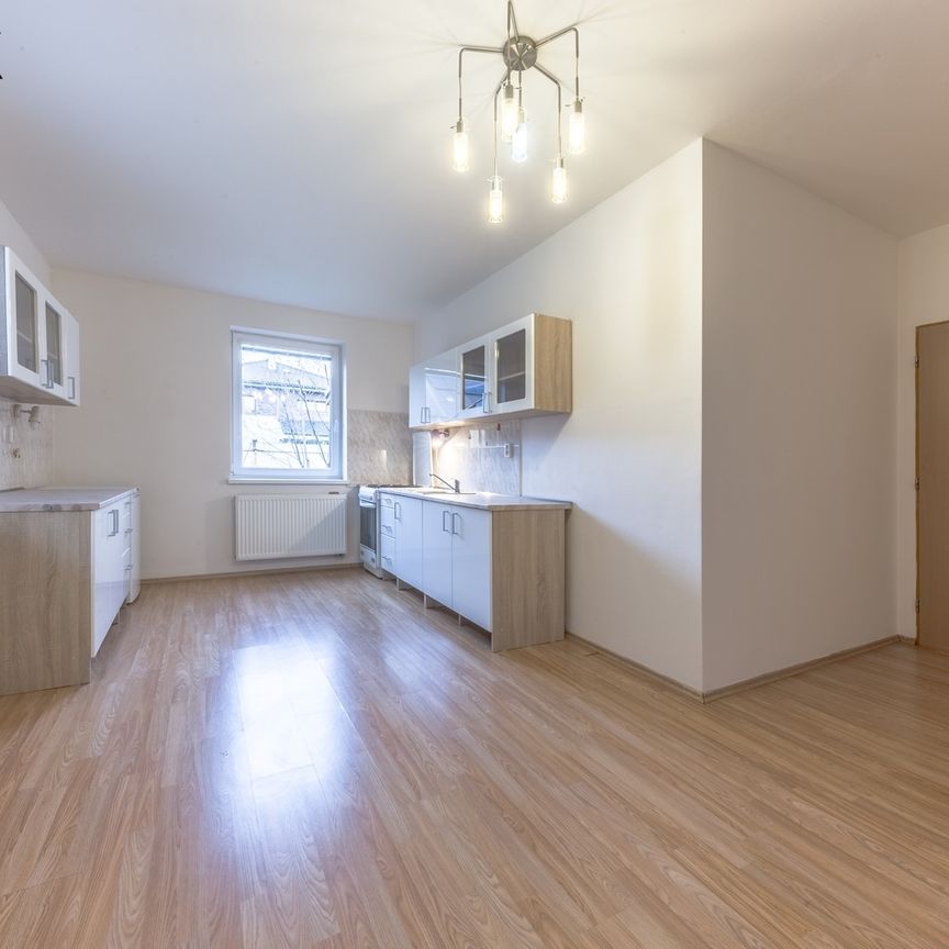 Pronájem bytu 4+1 v osobním vlastnictví 118 m², Líbeznice - Photo 1