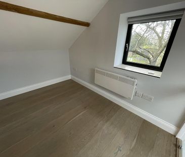 1 bedroom barn conversion to rent - Photo 3