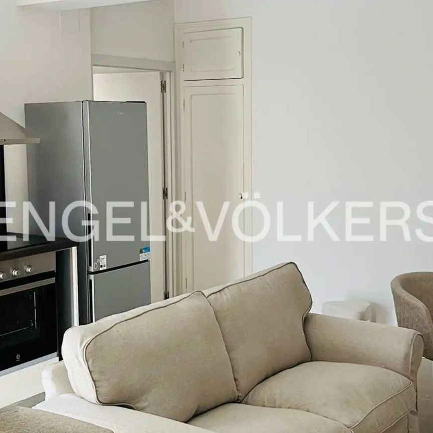 Piso de alquiler en Avinguda de Peris I Valero, Russafa - Foto 1