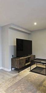 For Lease- Bright Lower 1 Bedroom Unit in Leslieville - Photo 4