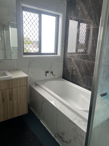 786A Kingston Road, Loganlea QLD 4131 - House For Rent | Domain - Photo 5