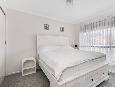 2/2 Bronco Court, 3048, Meadow Heights Vic - Photo 5