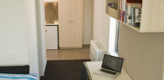 North Melbourne | Student Living on Cobden | Studio Apartment – Single Bed Accessible - Photo 2