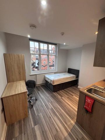 Property to rent - Photo 2