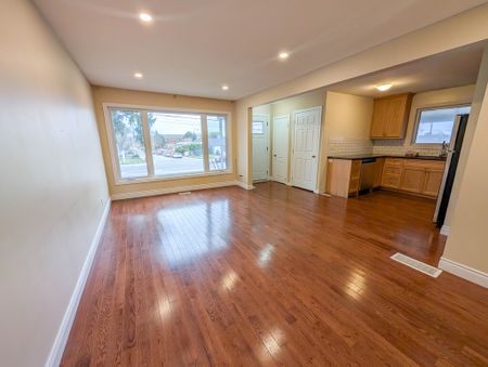 All Inclusive 2 Bedroom Main Unit on the Mountain! - Photo 2