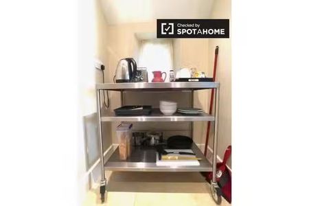 Chic studio apartment for rent in Killiney, Dublin - Photo 3