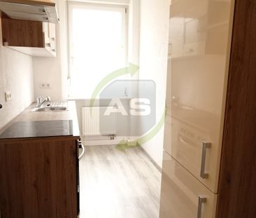 Familienwohnung in der City mit Einbauküche - Photo 3