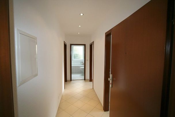 "Energiesparwohnung" mit Südbalkon in toller Grünanlage! - Photo 1