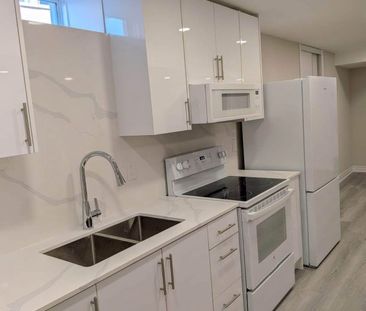 For Lease - 102 Kentledge Avenue Unit# Bsmnt, East Gwillimbury, Ont... - Photo 3