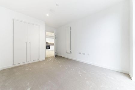 3 bedroom apartment to rent - Photo 4