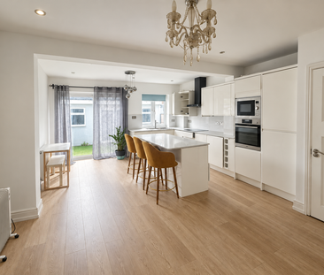 3 bedroom terraced house to rent - Photo 6