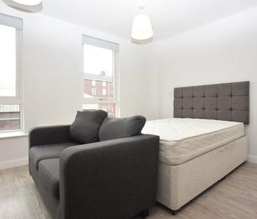 Studio to rent - Photo 3