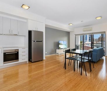 Modern Apartment in Central Location - Fully Furnished & Equipped! - Photo 2