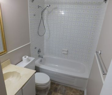 For Lease - 440 Central Avenue Unit# 205, London East, Ontario - Photo 4