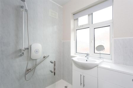 Jennifer Grove, York YO24 - Photo 4