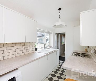 2 bedroom terraced house to rent - Photo 6