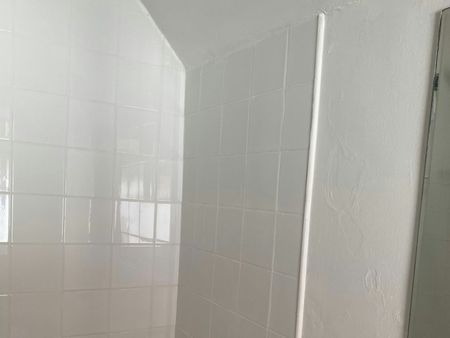 Flat to rent on - Photo 5