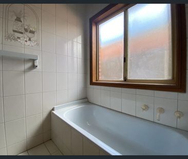 Modern Comfort & Convenience in Redwood Park! - Photo 6