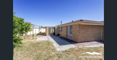 Spacious 3-Bedroom Home with Multiple Living Areas - Photo 3