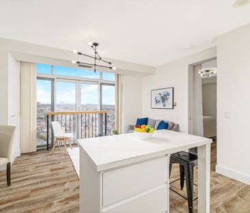 For Lease - 200 Burnhamthorpe Road, Mississauga, Ontario - Photo 1