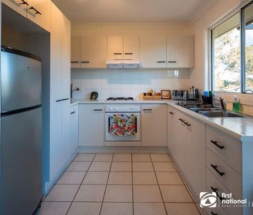 FULLY FURNISHED RIVERSIDE RETREAT - Photo 6