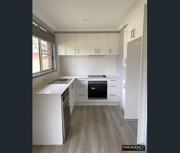 Freshly Updated Home on a Spacious Corner Block! - Photo 3