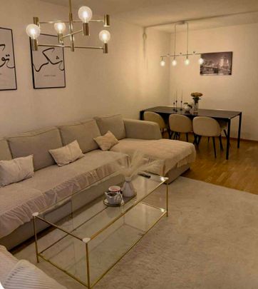 Karin Larssons Väg, Sköndal - Photo 1