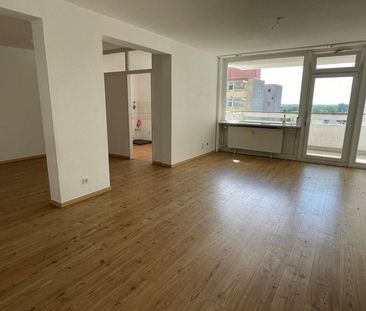 Helle 3-Zimmerwohnung mit Balkon - Foto 1
