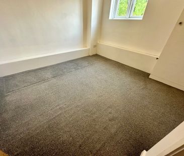 Wescott Way, Bournemouth - Photo 6