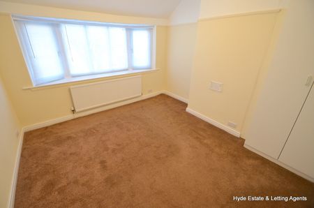 Canterbury Drive, Prestwich, Manchester, M25 0HY - Photo 5