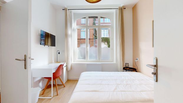 VIRGINIE GHESQUIERE Colocation 5 chambres à Lille - Photo 1