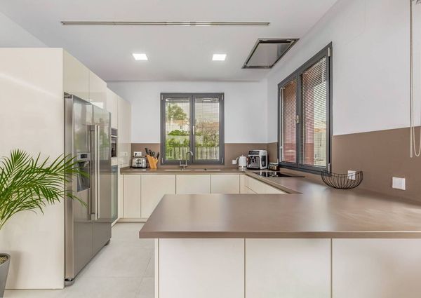 5 bedroom luxury Villa for rent in Marbella, Andalusia