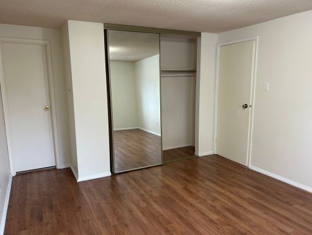 For Lease - 109 Hetherington Crescent, Vaughan, Ontario - Photo 4