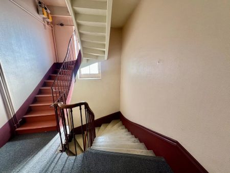 Location Appartement 2 pièces 55m² VALENCE 26000 - Photo 2