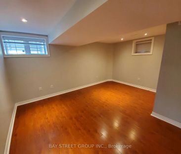 Detached Home For Lease | W9253769 - Photo 2