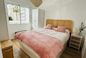 Alquiler de piso en Paseo Marítimo de Poniente, 60