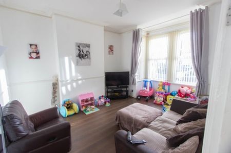 4 Bed - Eton Road, Maindee, Newport, Np19 - Photo 3