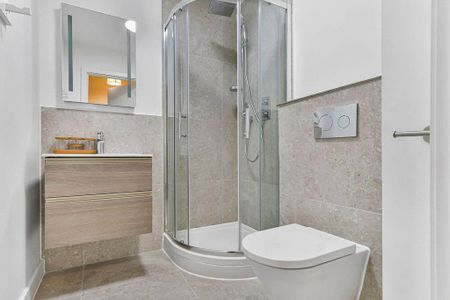 Madeira Road, Bournemouth, Dorset, BH1 - Photo 3